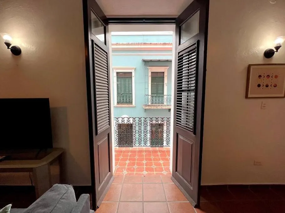 산후안 65 Fortaleza 1 - N Colonial Apt W/ Balconies & Views 아파트