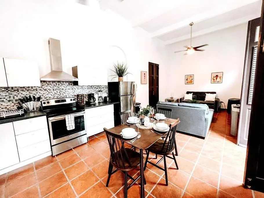 산후안 65 Fortaleza 1 - N Colonial Apt W/ Balconies & Views 아파트