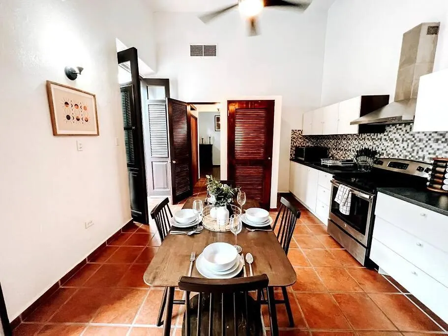산후안 65 Fortaleza 1 - N Colonial Apt W/ Balconies & Views 아파트 0*,  푸에르토리코